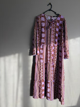 Load image into Gallery viewer, SportsGirl Lilac Print Dress (14-16-18)
