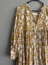 Load image into Gallery viewer, Daughters of India Kyra Midi Dress (XL)
