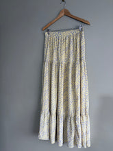 Load image into Gallery viewer, Seven Wonders Lilac/Yellow Maxi Skirt (12)
