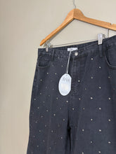 Load image into Gallery viewer, Fria Stud Jeans BNWT (18)
