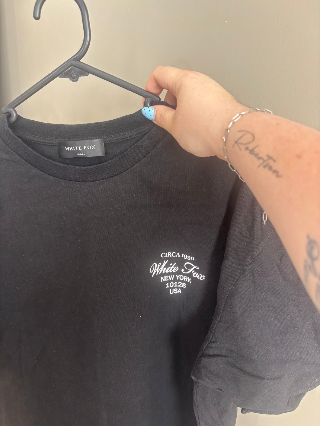 White Fox Black Tee (S/M)