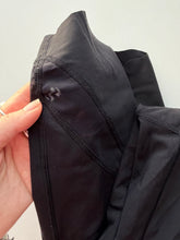 Load image into Gallery viewer, Lululemon 7/8 Black Legging (NZ12)
