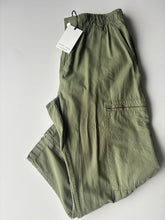 Load image into Gallery viewer, Scotch &amp; Soda Kahki Pant - BNWT (18/20)
