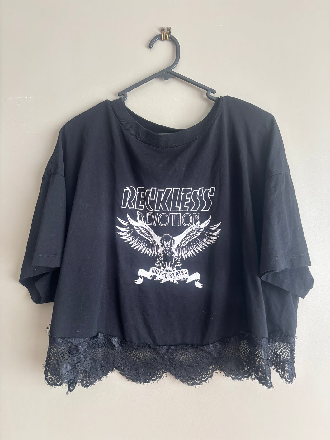 ASOS Graphic Crop Lace Tee (18-20)