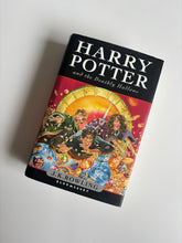 Load image into Gallery viewer, Harry Potter &amp; The Deathly Hollows - 1st Edition

