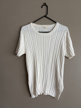 Load image into Gallery viewer, Marlow White Textured Tee *FLAW* (L 10-14)
