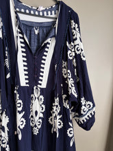 Load image into Gallery viewer, Boho Australia Navy/Cream Midi Dress (L/XL)
