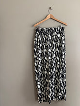 Load image into Gallery viewer, Heidi Frank Pattern Pant (12)
