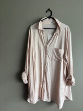 Load image into Gallery viewer, Sass Pale Pink Shirt (18)
