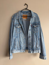 Load image into Gallery viewer, Levi’s Denim Jacket (L 12-16)
