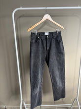 Load image into Gallery viewer, Abrand Black Denim Jean (10/28)
