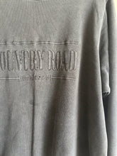 Load image into Gallery viewer, Country Road Heritage Crew Black (S)
