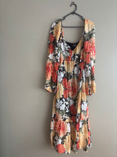 Load image into Gallery viewer, Mini Pink Floral Midi Dress (2XL/14/16)
