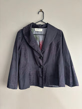 Load image into Gallery viewer, Trelise Cooper Black Roses Blazer (12-14)
