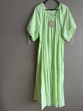 Load image into Gallery viewer, The Fated Green Maxi Dress (16-18)
