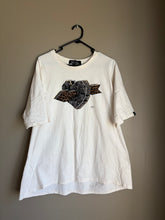 Load image into Gallery viewer, Shine On Rebel Club Heart/Leopard Tee (XL) *FLAW*
