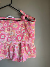Load image into Gallery viewer, Heidi Frank Floral Crop (8)
