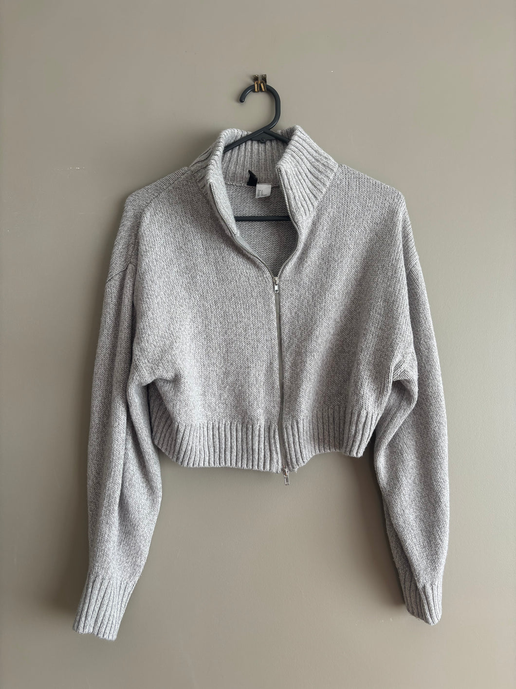 Divided Grey Crop Knit (8-10)