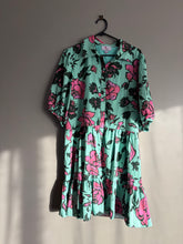 Load image into Gallery viewer, Charlo Floral Mini Dress (12)
