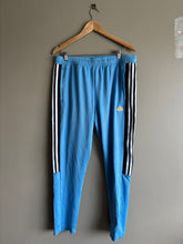 Load image into Gallery viewer, Adidas Tiro Trackpant (14-18 XL)
