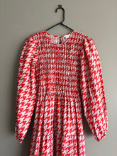Load image into Gallery viewer, Dear Sutton Red Houndstooth Midi Dress (12)
