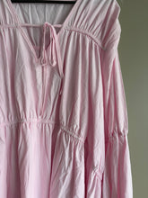 Load image into Gallery viewer, Pink Long Sleeve Dress (16-18)
