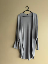 Load image into Gallery viewer, Love Knot War Batwing Cardi (L)

