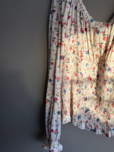 Load image into Gallery viewer, Prickle and Polly Floral Blouse (XL 14/16)
