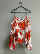 Load image into Gallery viewer, Augustine Cold Shoulder Floral Blouse (L)
