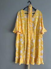 Load image into Gallery viewer, Tokyo Curve Yellow Floral Mini Dress (16)
