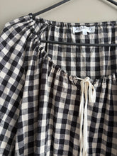 Load image into Gallery viewer, Mimoso Gingham Top (12)
