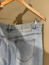 Load image into Gallery viewer, Federation Jeans (2XL 18-20)
