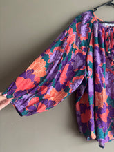 Load image into Gallery viewer, Henry Oscar/Orange Sherbet Blouse (24)
