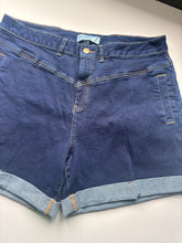 Load image into Gallery viewer, Foxwood Blue Denim Shorts (18)

