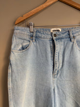 Load image into Gallery viewer, Wrangler Blue Denim Bells (13)
