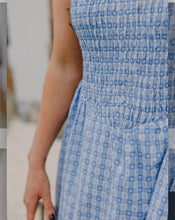 Load image into Gallery viewer, Heidi Frank Logan Dress (12-14)
