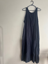 Load image into Gallery viewer, &amp; Me Plain Black Midi Dress POCKETS (16)
