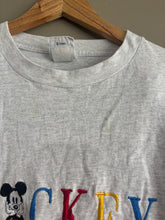 Load image into Gallery viewer, Vintage Mickey Tee (10-14) 🎄
