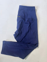 Load image into Gallery viewer, Lorna Jane Navy 7/8 Legging (M)
