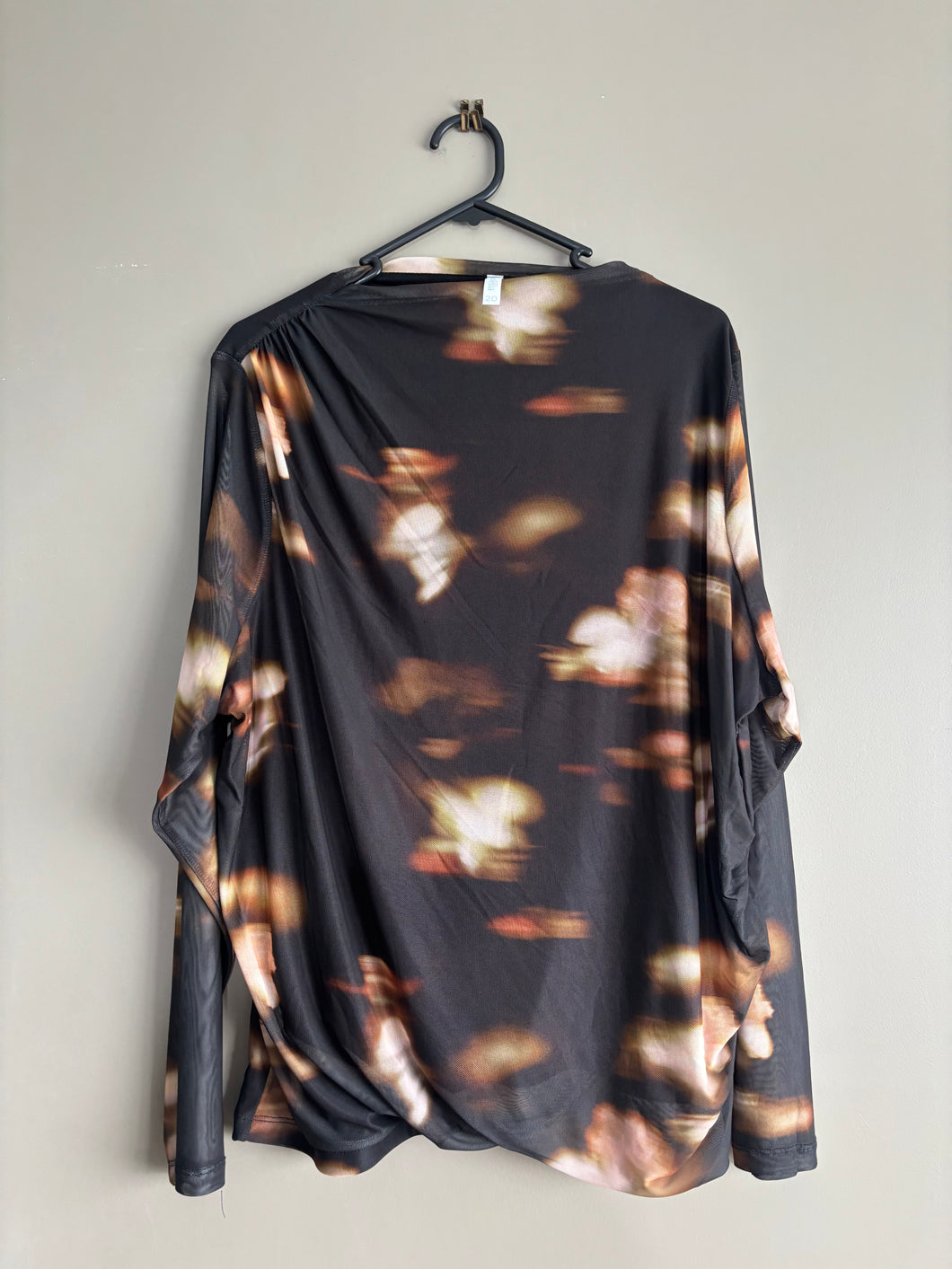 Ariella Long Sleeve Mesh Top (18-20)