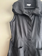 Load image into Gallery viewer, Rarity Statement Bubble Dress (10-12)
