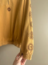Load image into Gallery viewer, Ghanda Tan 1/3 Zip Crew (10-12)
